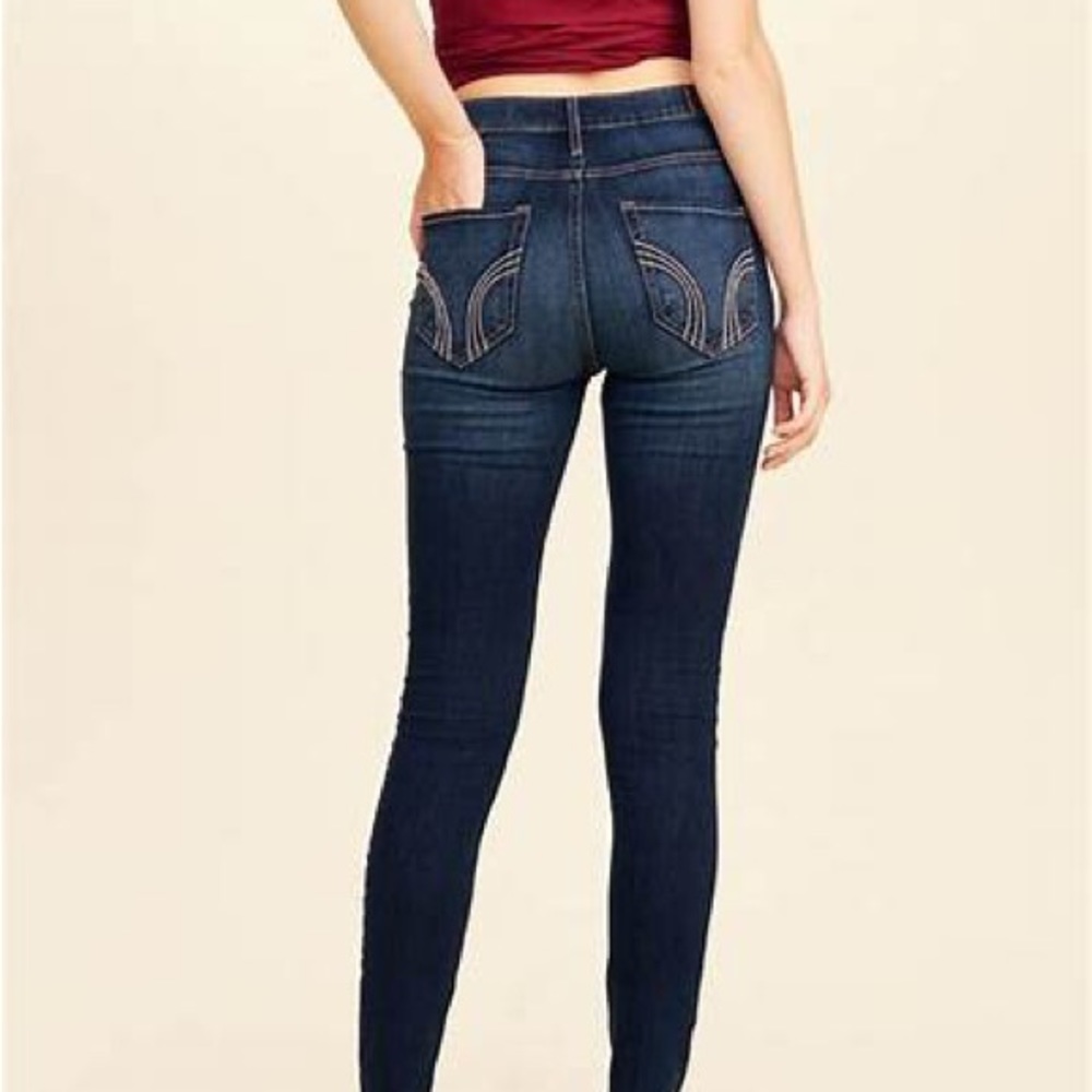 🆕 Hollister denim medium blue skinny jegging jeans